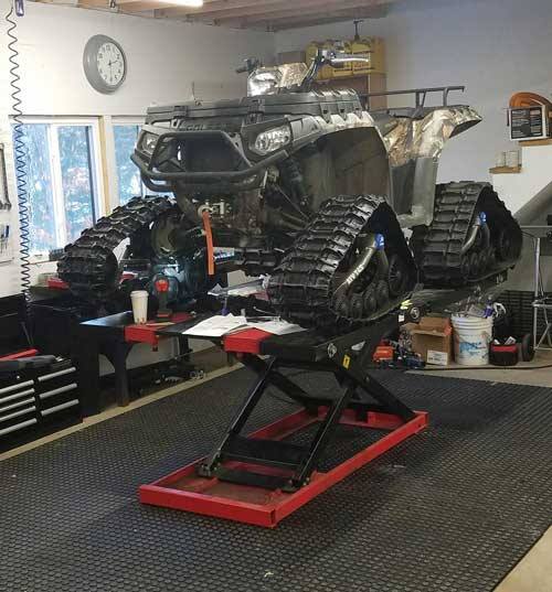 Polaris Sportsman ATV Atop PRO 1750 lift table