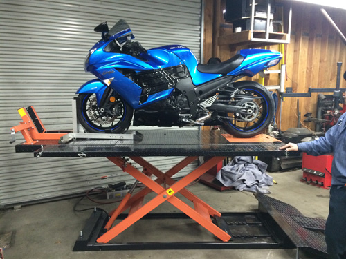 Elevator 1500 lifts Kawasaki Ninja ZX-14 and a custom Harley Davidson for John in NY.