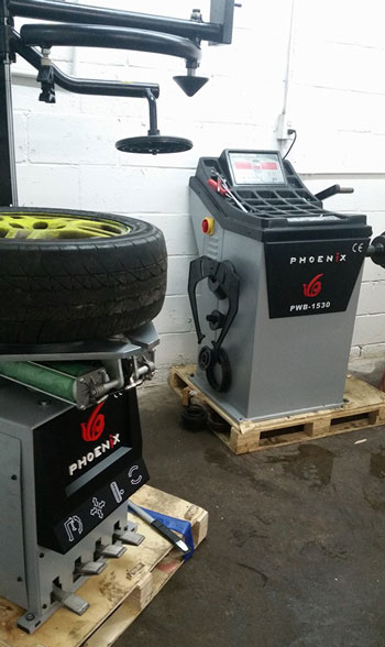 phoenix tire changer wheel-balancer londonderry nh garage