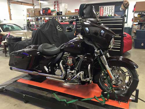2014 Harley Street Glide Special on PRO 1200SEMAX Motorcycle Lift Table