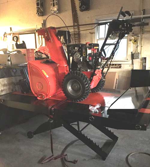  Ariens deluxe 30 Snowblower on PRO 1200SEMAX Snowblower lift table