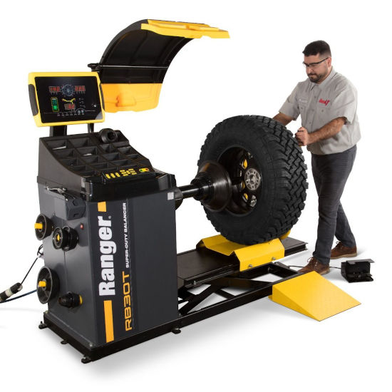 Picture of Ranger RB30T Heavy-Duty Truck Wheel Balancer With Deluxe Adapter Kit