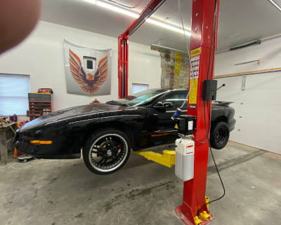 OH-10 2 post Amgo Lift from Don Trans Am Firebird Racing car lift