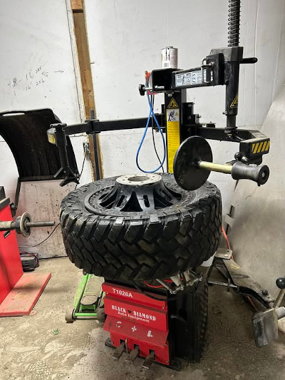Black Diamond Tire Changer Customer Photo