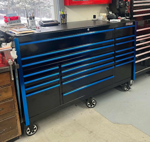 Don D 7225 Tool Box Black w/Blue Trim VT